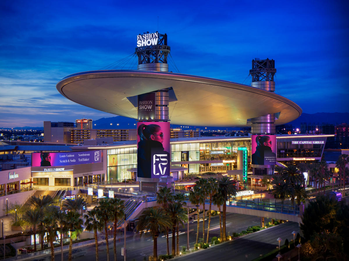 Fashion Show Mall: Premier Shopping Destination on the Las Vegas Strip